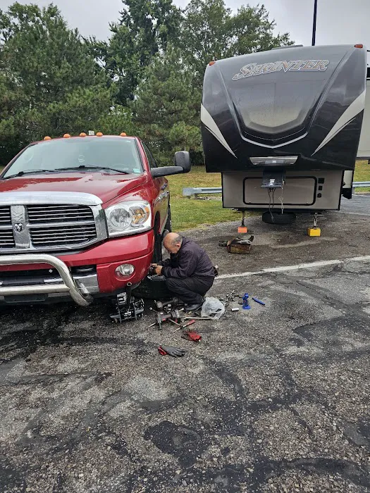 Mobile Mechanic auto & Trucks 1
