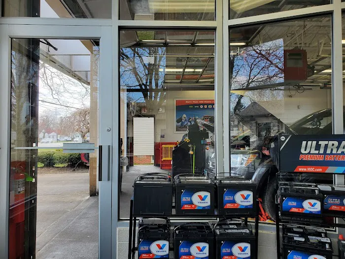 Valvoline Instant Oil Change 6