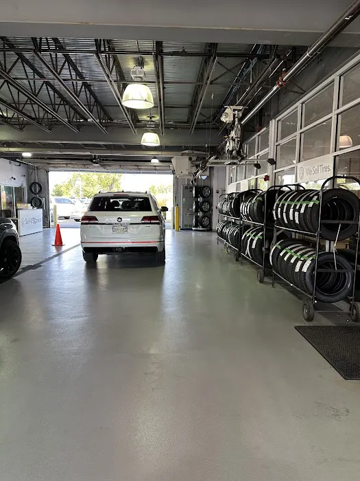 Ganley Westside Volkswagen Service 6