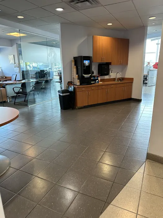Ganley Westside Volkswagen Service 7