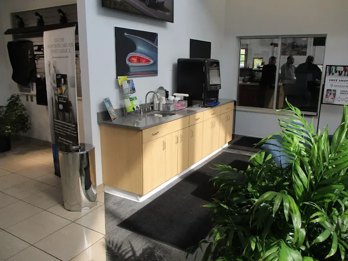Serpentini Chevrolet of Westlake Service 8