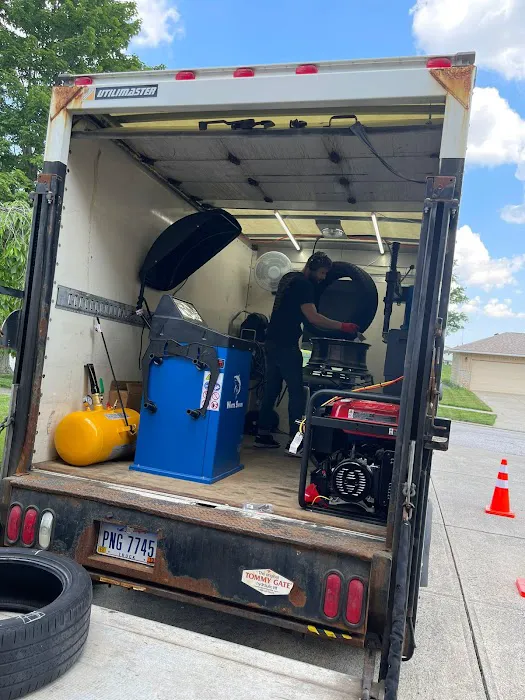 Mobile tire shop 3