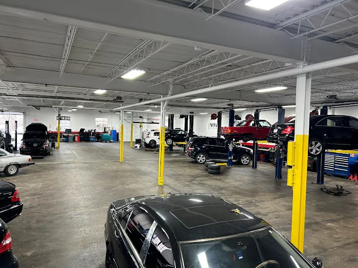 MAG Motors, LLC 8