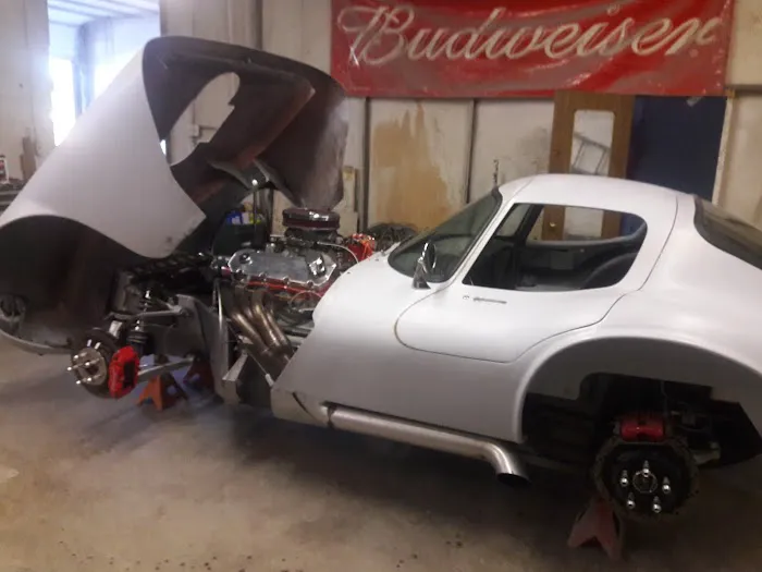 Duane's Auto Body 4