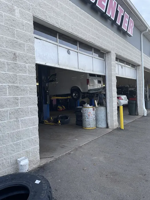 Van's Auto Service & Tire Pros Waterloo 6