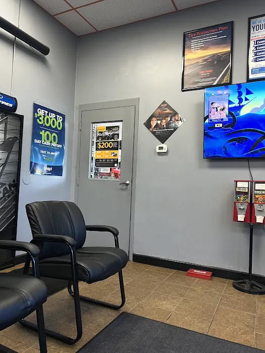 Van's Auto Service & Tire Pros Waterloo 1