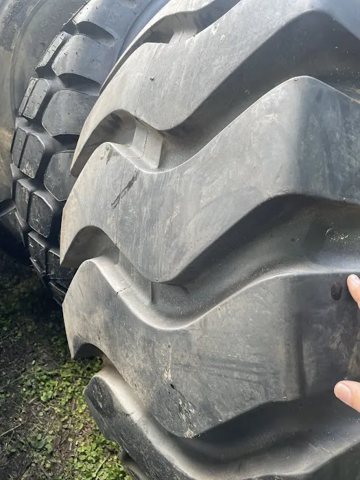 Ace Tire AND BRAKES 9