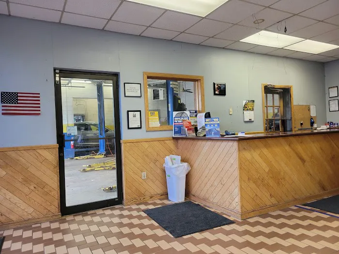Monro Auto Service and Tire Centers 4