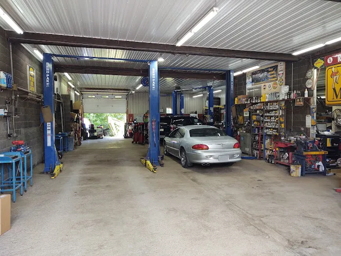 Sunny Valley Garage 1