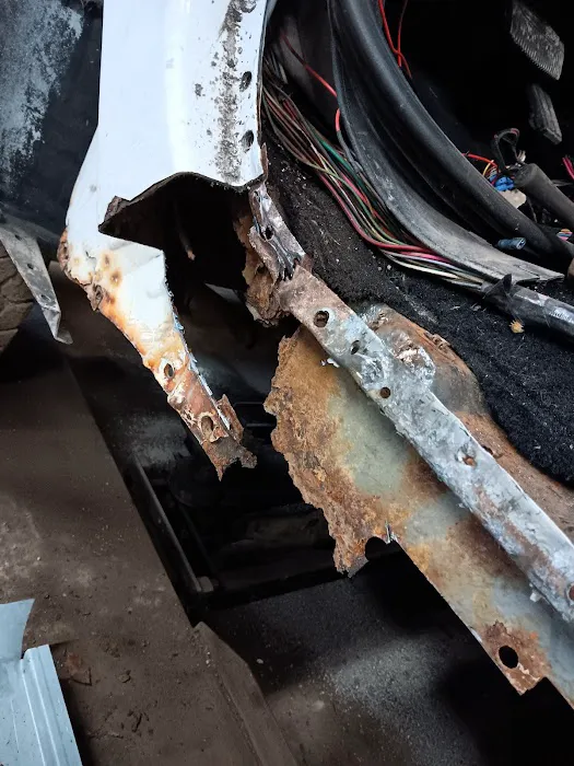 J Smith auto repair an Restorations 1
