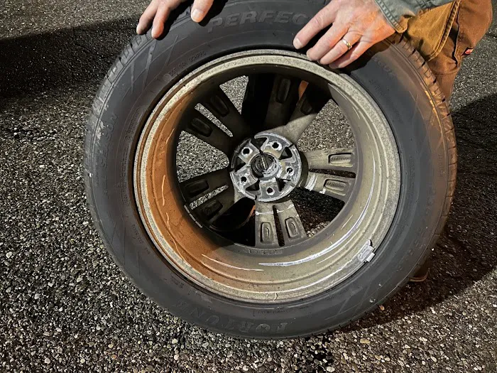 Van’s Tire Pros & Auto Repair 6