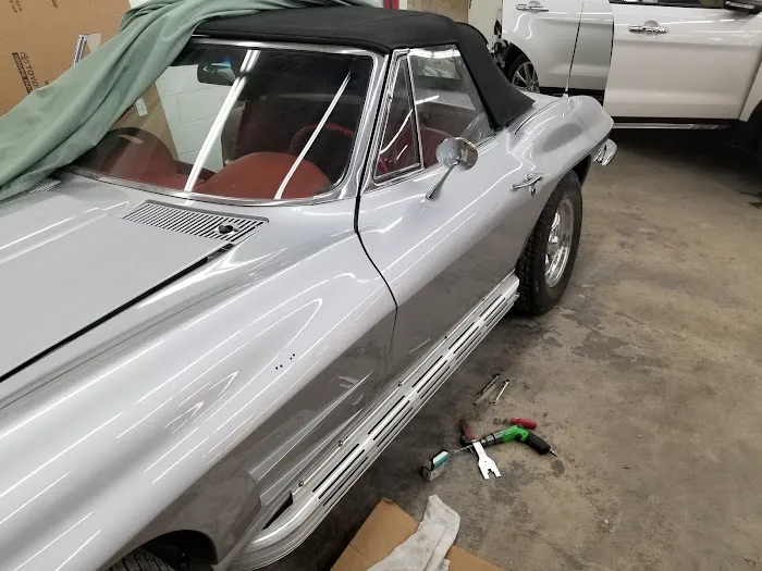 Akron Classic & Auto Body 4