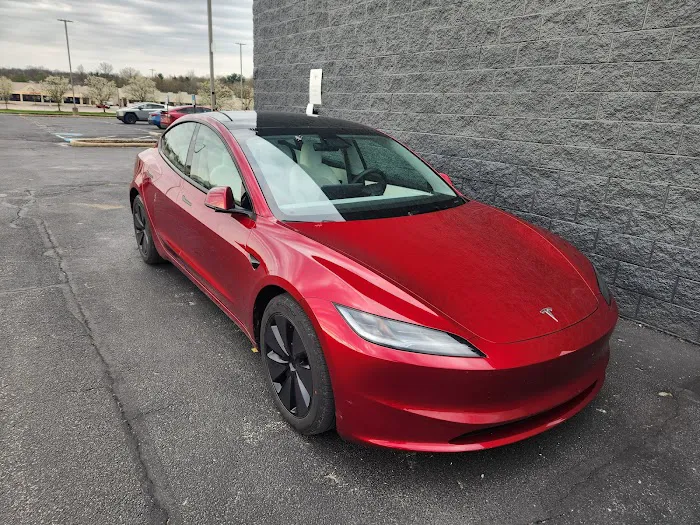 Tesla Service 2