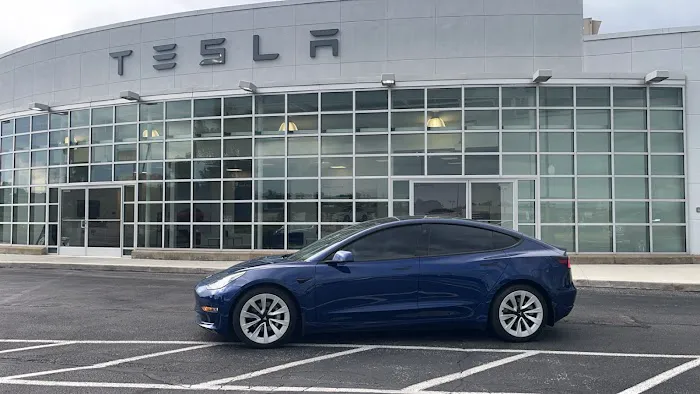 Tesla Service 8