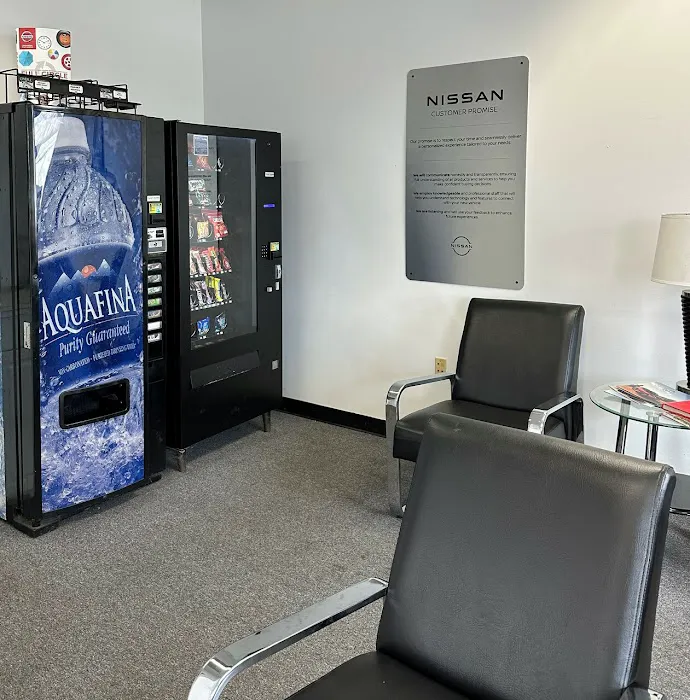 Montrose Nissan Service Department 2
