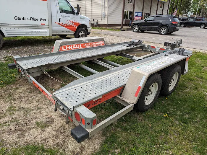 R & S Truck Caps and Truck Accessories of Akron 9