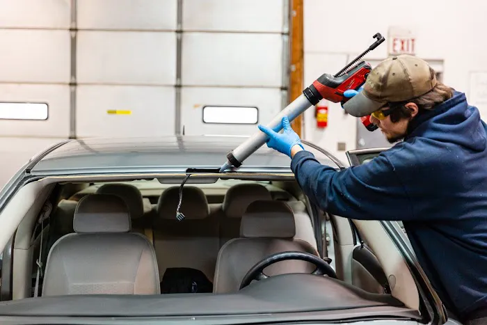 Accurate Auto Glass 8