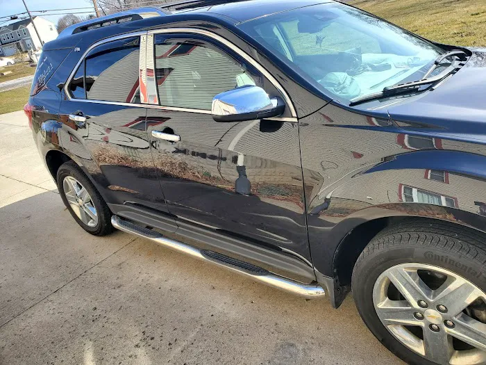 Eddie's Autobody 0