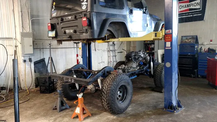 Spitnale's Garage 3