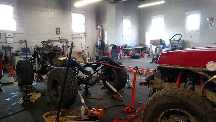 Spitnale's Garage 4