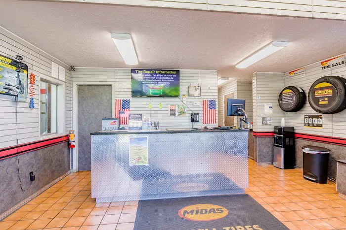 Midas 1
