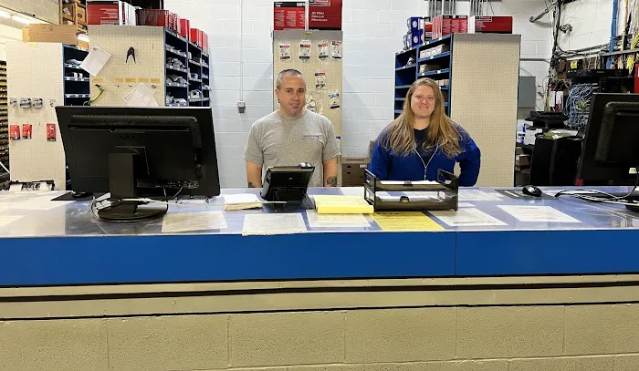 Phil Fitts Ford Parts Dept 1