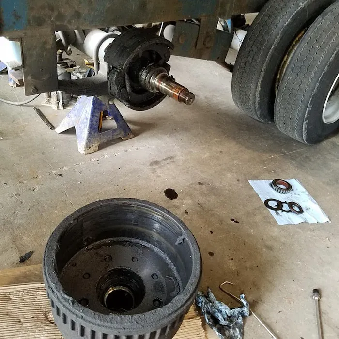 Lehman Truck & Trailer Service 5