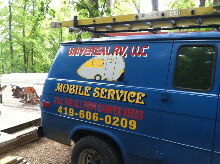 Universal RV 1