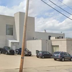 Parts Center - VanDevere Cadillac ico
