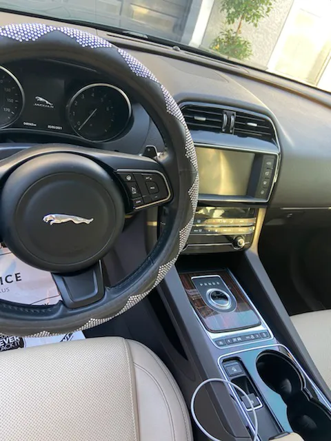 Service Center - VanDevere Cadillac 0
