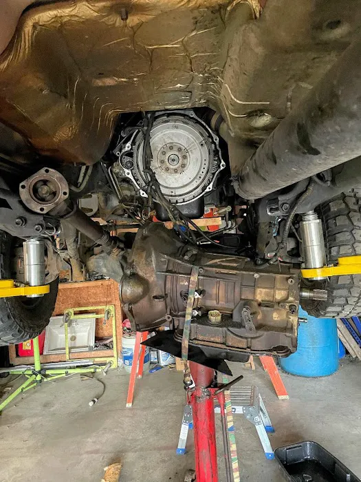 Bob's Automotive LLC 5