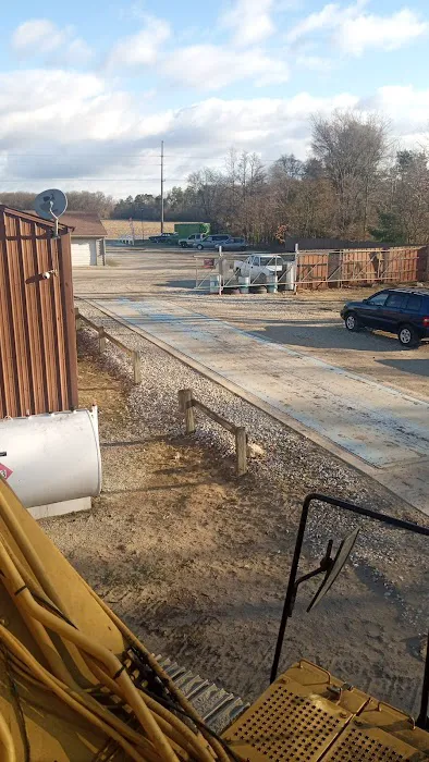 Paul's Auto Yard 6