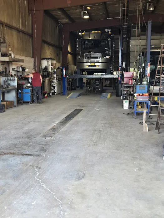 RV Leveling & Roofing - STUARTS SERVICE 1
