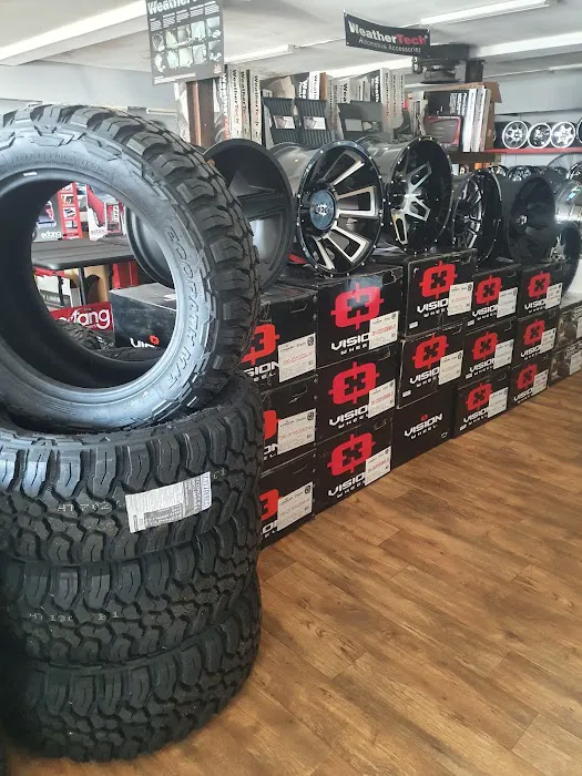 Badlands Truck and Auto accessories llc 7