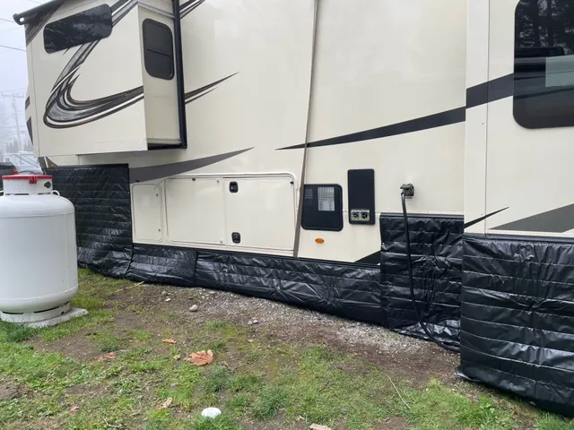 The Skirting Company (formerly RV Skirting Pros) 0