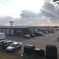 Dan's Service Center