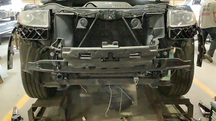 Dan's Service Center 3