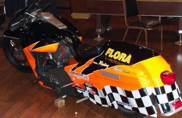 Flora Racing Heads 0
