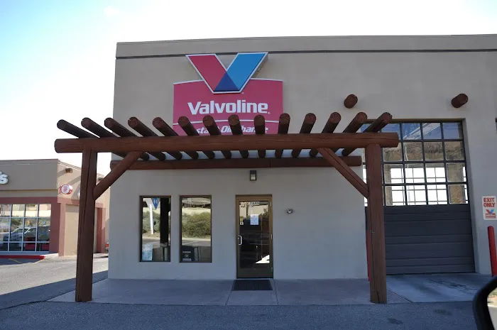 Valvoline Instant Oil Change 4