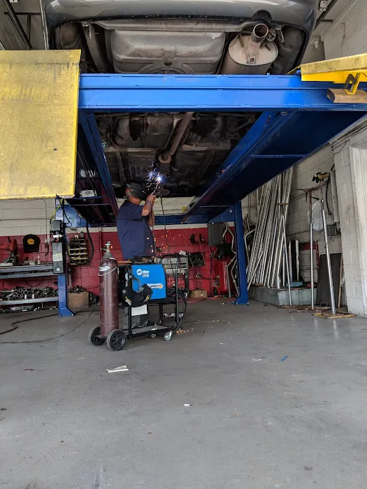 Muffler Pros and Catalytic Convertors 0
