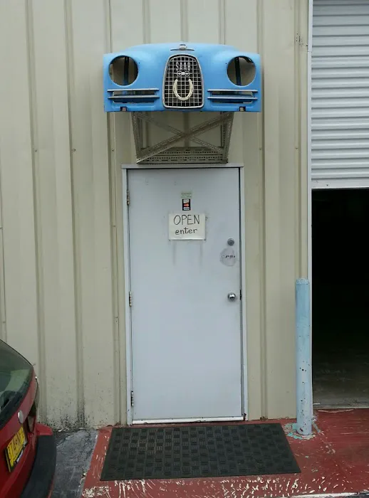 Jeff's Saab & Sprinter Shop 5