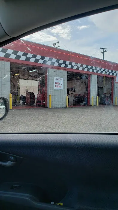 Victory Lane Quick Oil Change (Ann Arbor, W. Stadium Blvd) 1