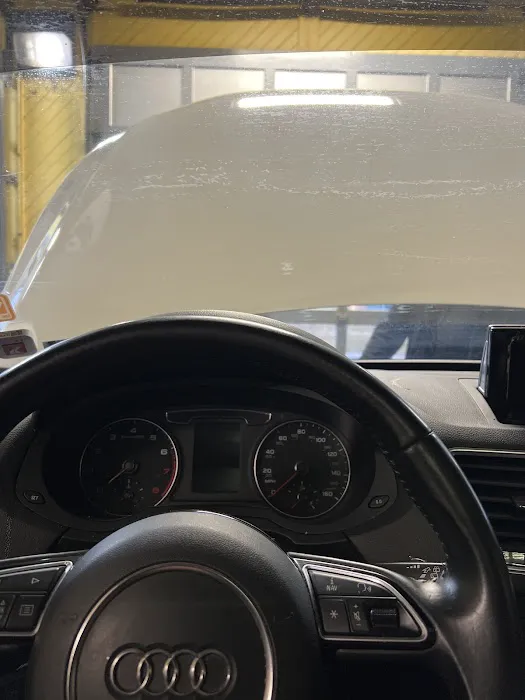 Uncle Ed's Oil Shoppe 7