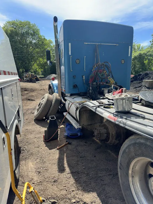 FleetFix Mobile Truck Repair 3