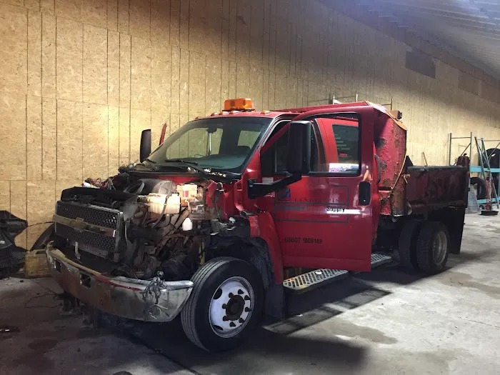 Night owl truck repair 3