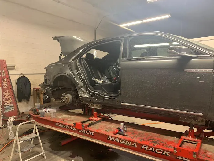 Collision Shop 0