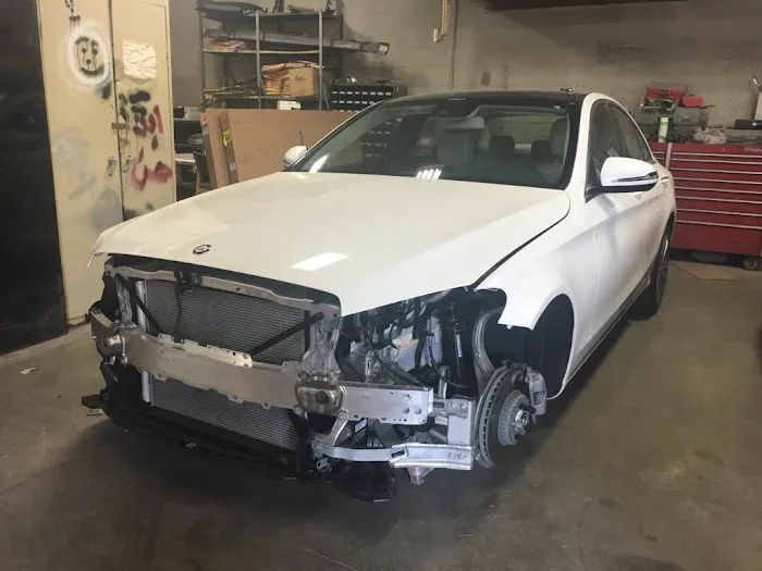 Collision Shop 6