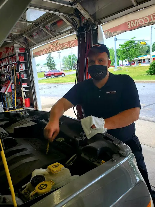 Victory Lane Quick Oil Change (Holt) 4