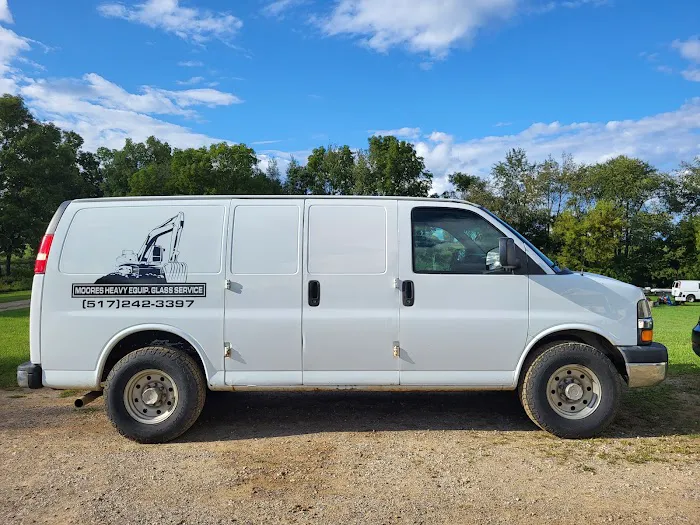 Moores Heavy Equip And AutoGlass Repair Service 9