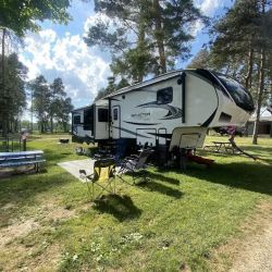 Roadrunner Mobile RV Repair LLC ico